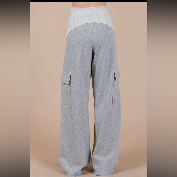 French Terry Cargo Sweats - Picture 6 of 6